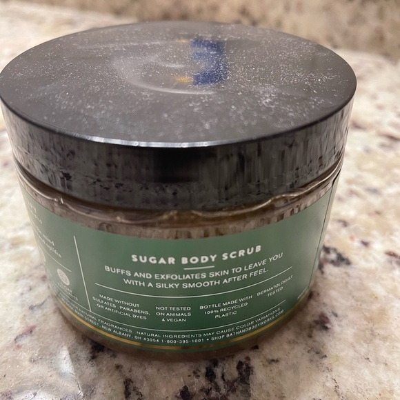 Bath & Body Works | Eucalyptus & Spearmint Aromatherapy Sugar Scrub | 13 oz - Picture 5 of 5